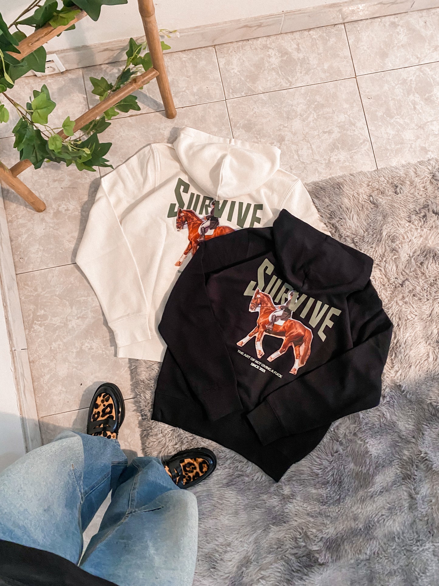HOODIE IVORY THE ART OF NOT GIVING A F*CK