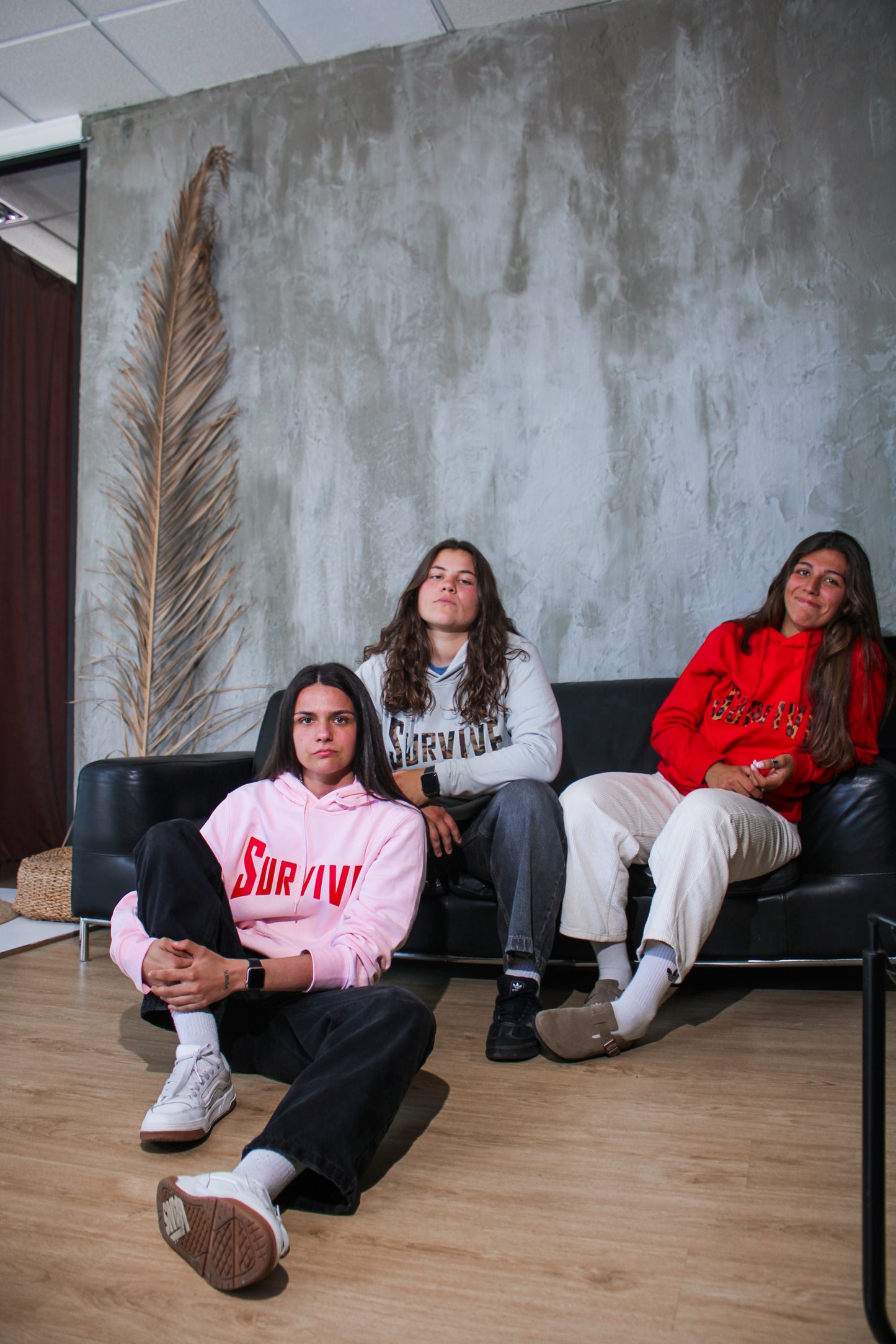 HOODIE CINZENTA ESSENTIALS