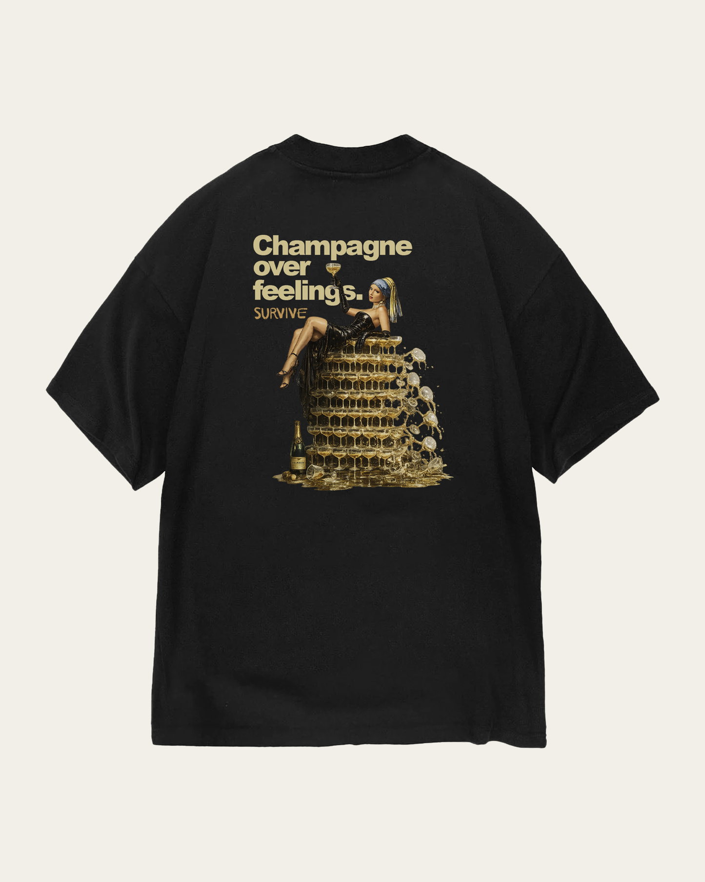 T-SHIRT PRETA OVERSIZED CHMPAGNE OVER FEELINGS