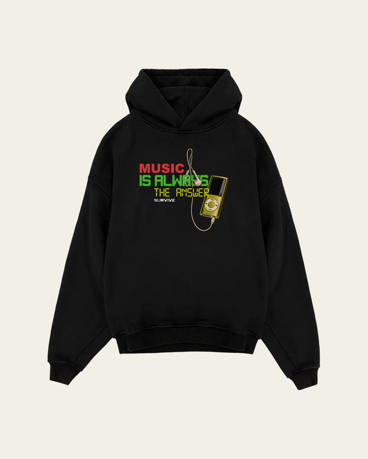 HOODIE PRETA OVERSIZED MUSIC DOESN'T BREAK MY HEART